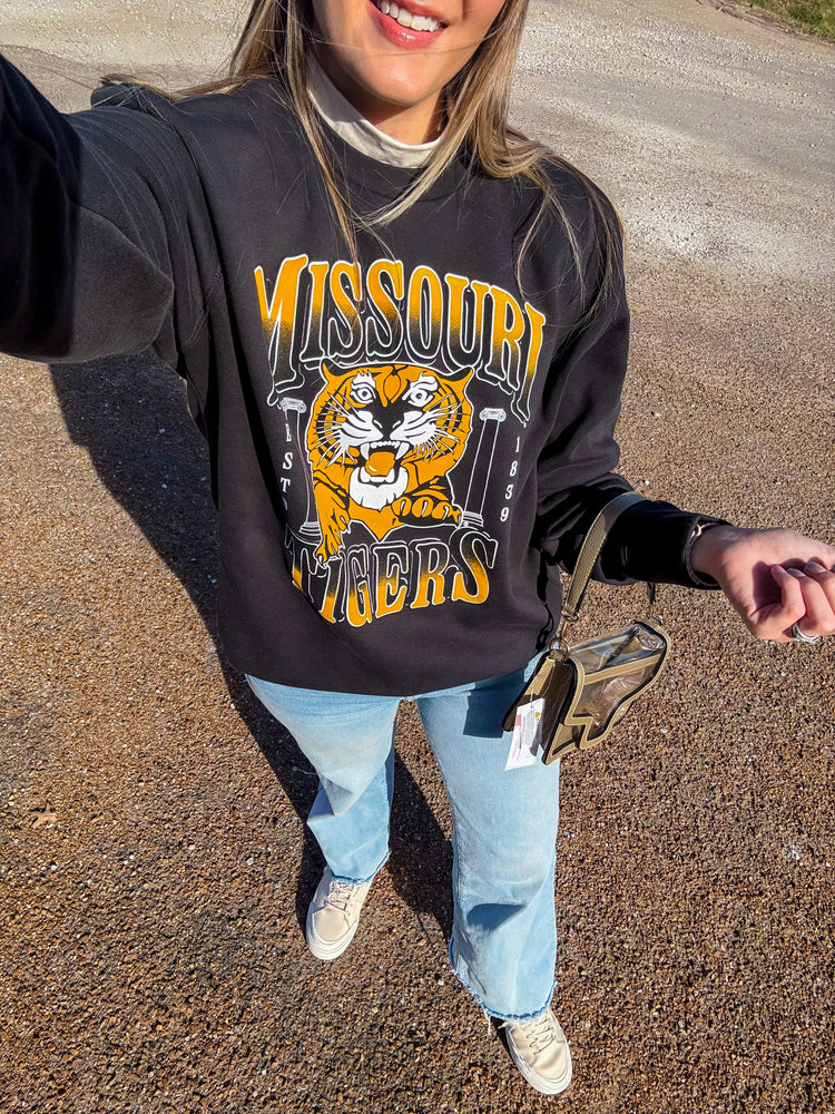 Missouri Tigers Vintage Crewneck Sweatshirt | Unisex