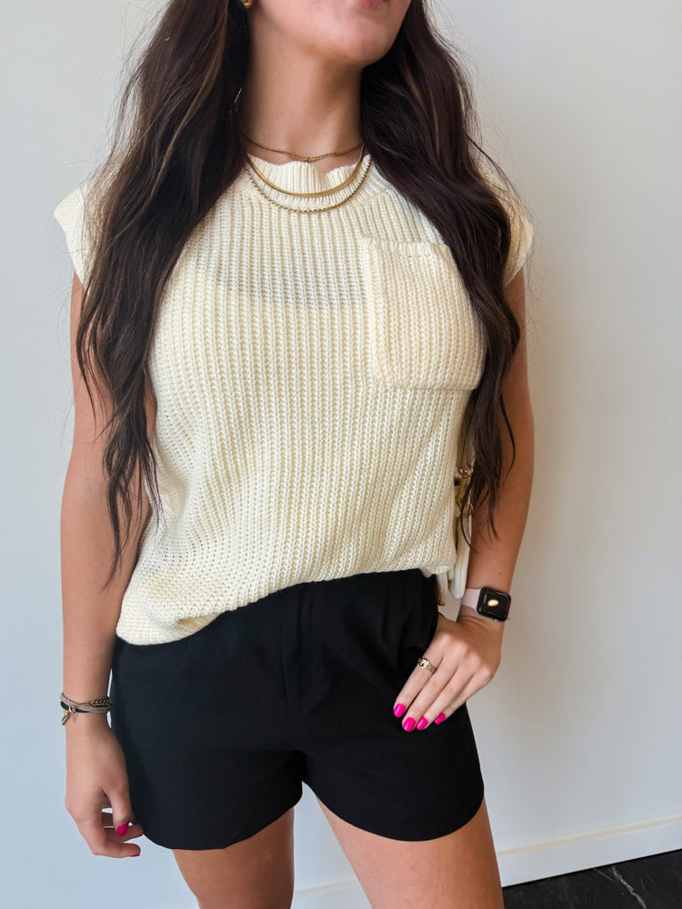 Black High-Waist Linen Shorts